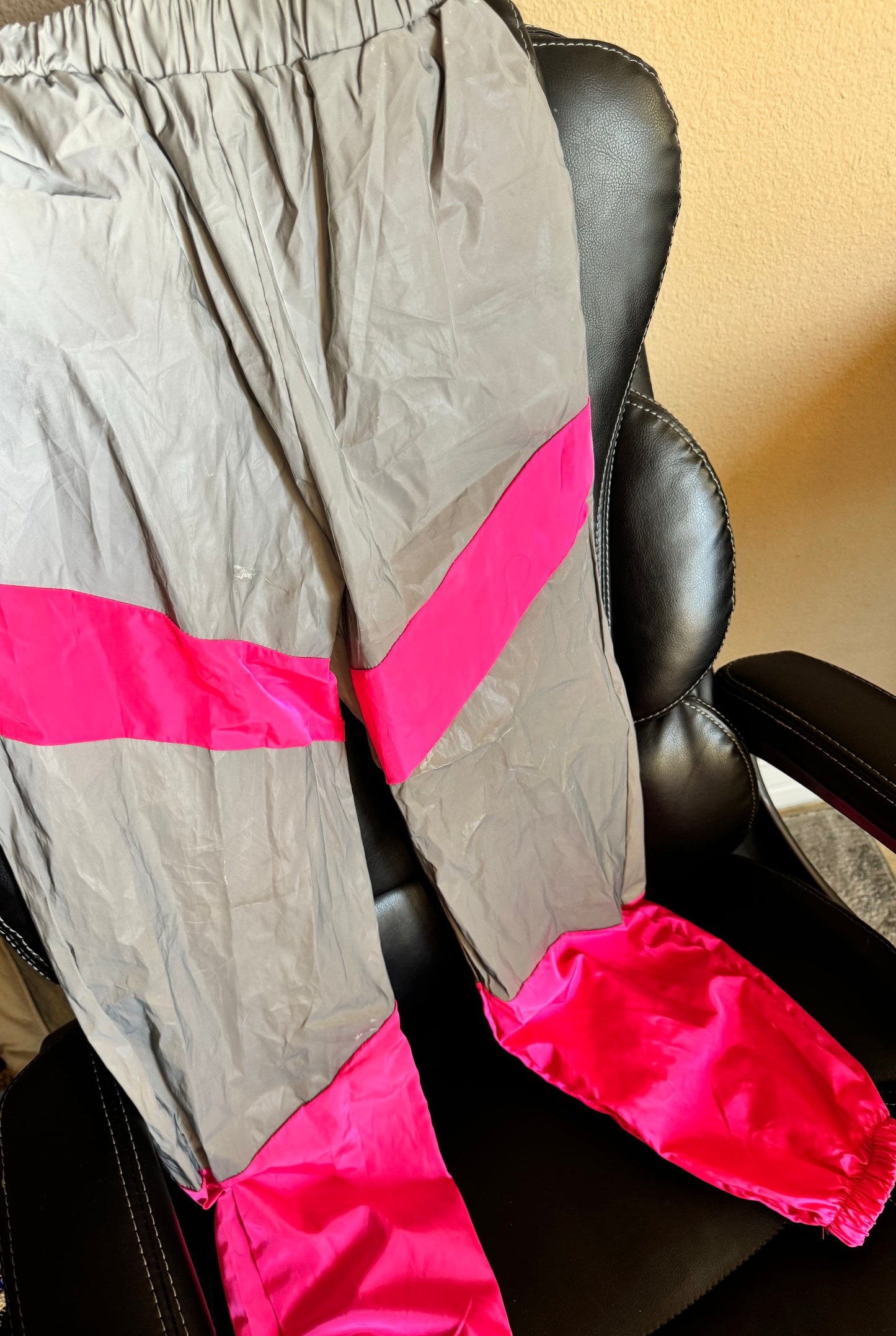 Heat vision windbreaker