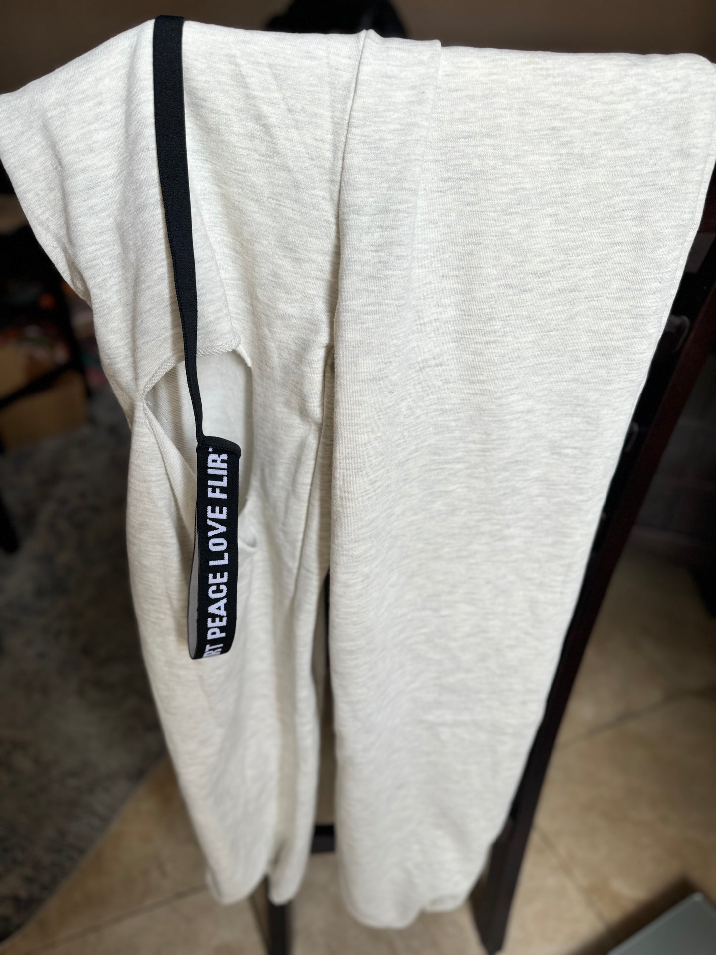 Love flirt peace jogger