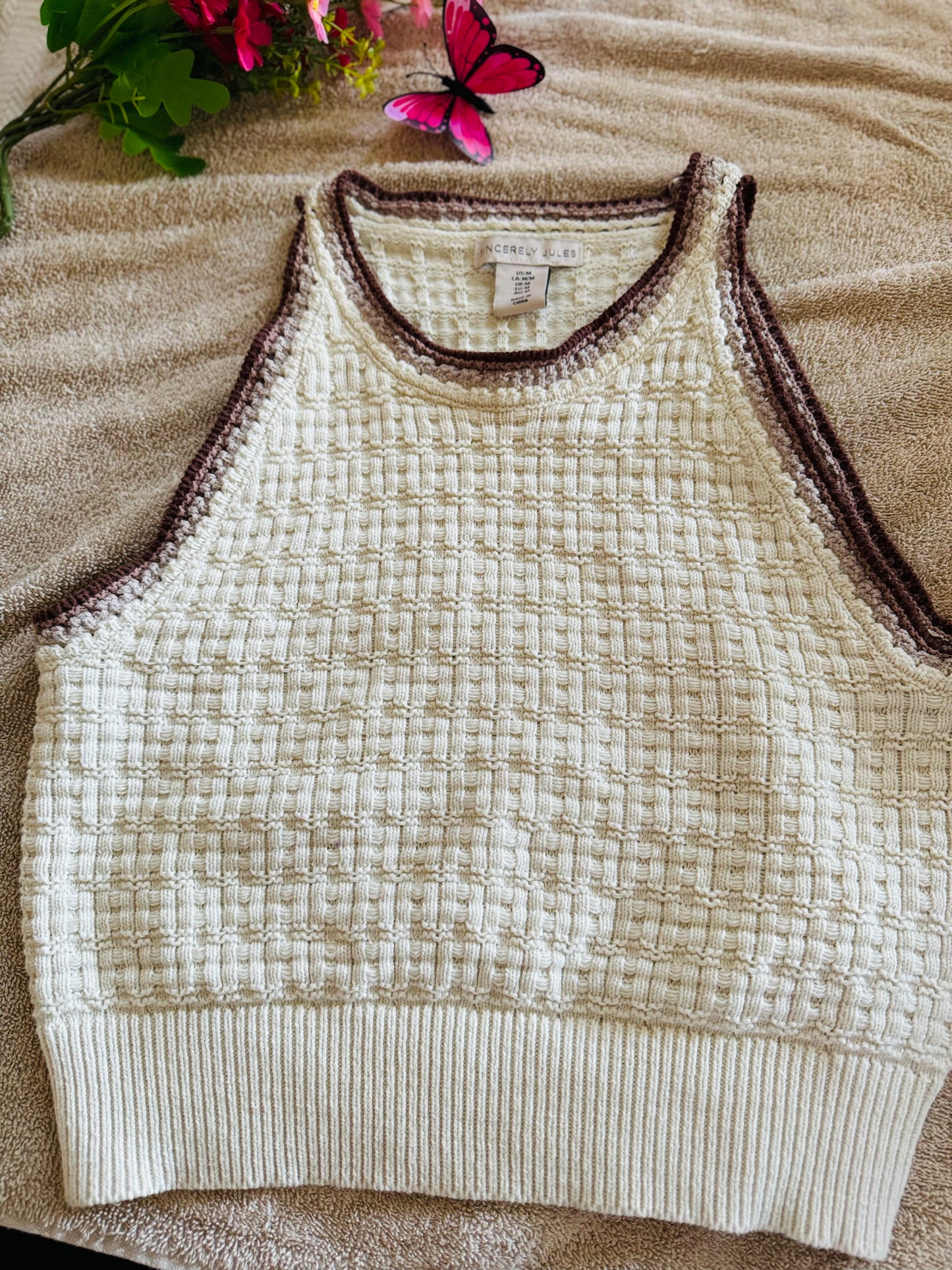 Summer Crème Crop
