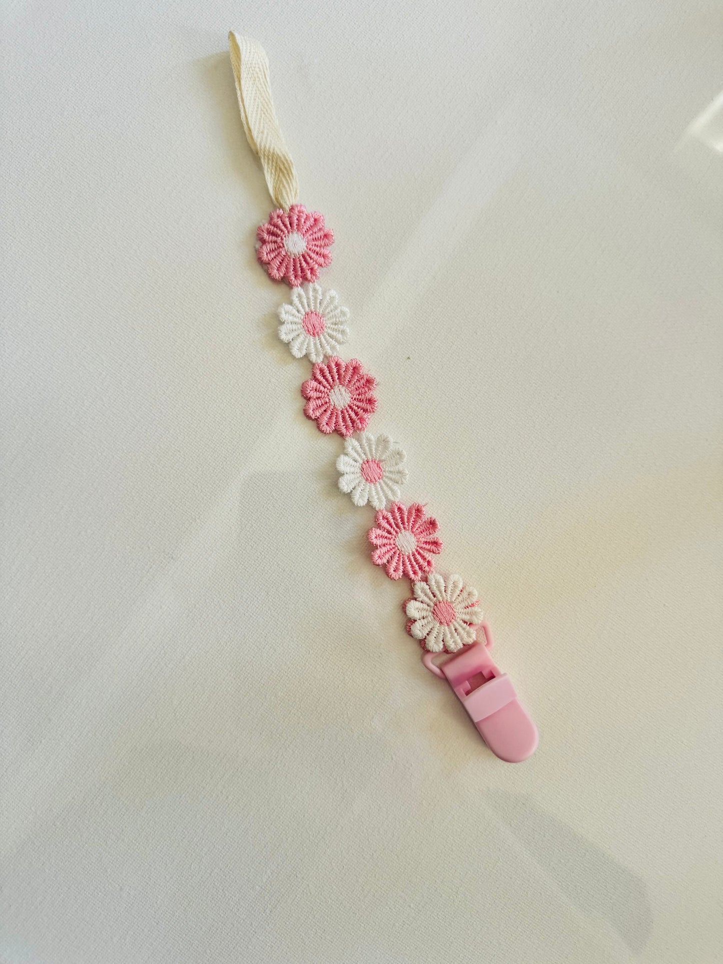 Baby pacifier clip-pink daisy